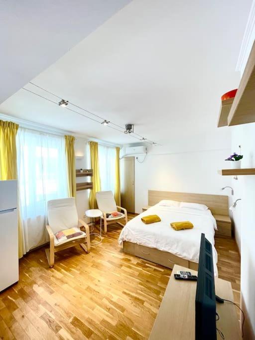 Boutique Apartment In The Bucharest City Center Exterior photo